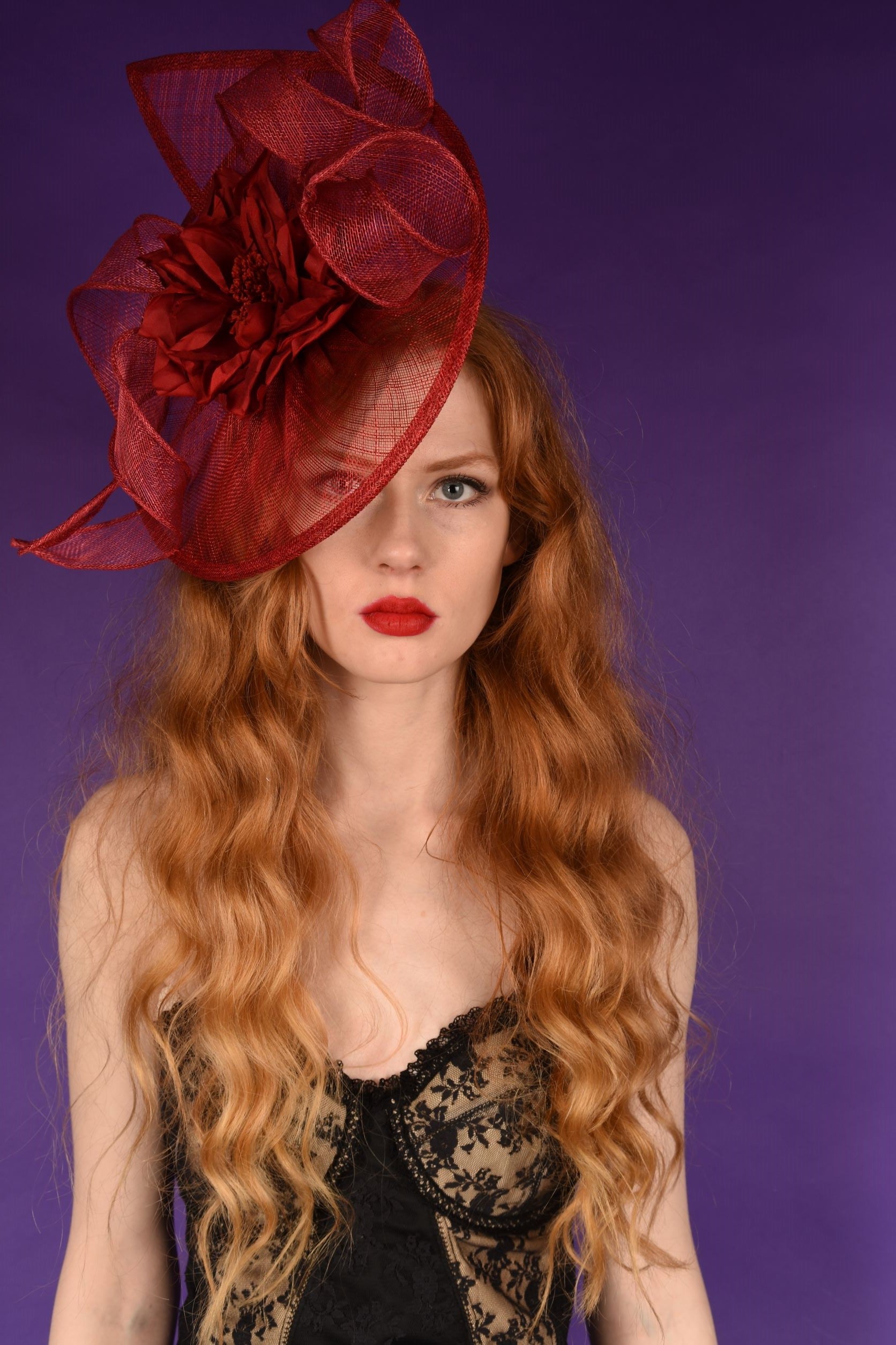 Hire hats and fascinators online